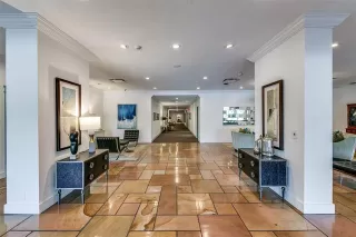 Photo #6: 21100771 Listing