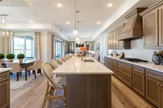 Photo #5: 21100797 Listing 