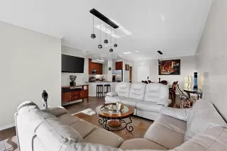 Photo #2: 21101058 Listing 