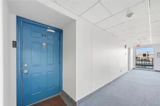 Photo #3: 21101334 Listing