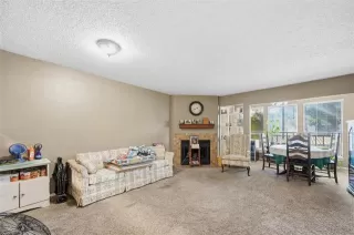 Photo #4: 21101334 Listing