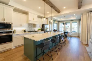 Photo #5: 21101347 Listing 