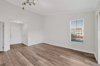 Photo #2: 21101358 Listing 