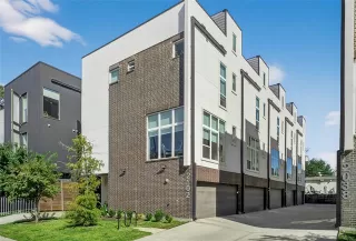 Photo #2: 21101461 Listing