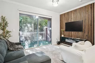 Photo #3: 21101691 Listing