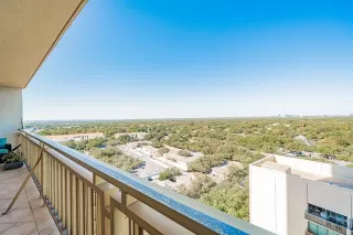 Photo #3: 21101715 Listing