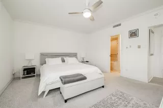 Photo #5: 21101715 Listing