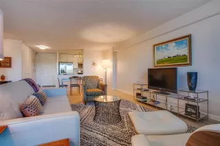 Photo #6: 21101815 Listing