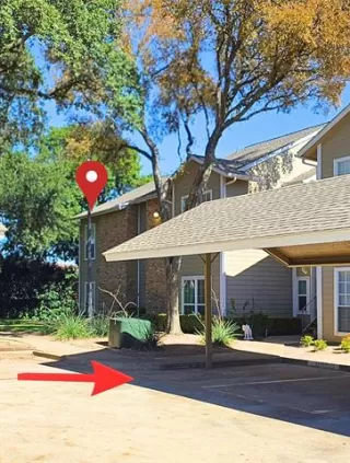 Photo #2: 21101818 Listing