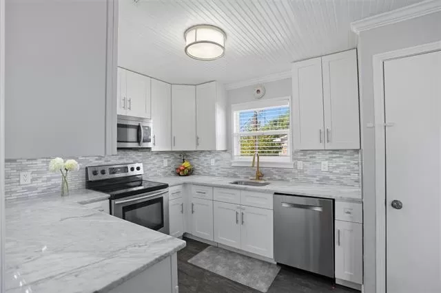 MLS: 21102612 Condo For Sale