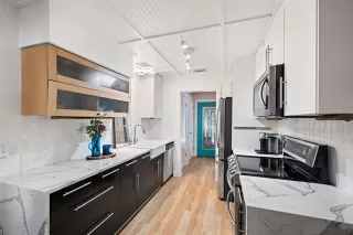 Photo #4: 21102979 Listing 