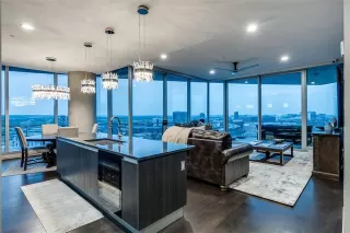 Photo #3: 21103653 Listing