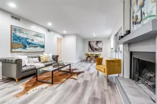 Photo #6: 21103771 Listing