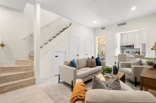 Photo #2: 21104193 Listing 