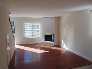 Photo #2: 21104354 Listing