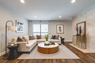 Photo #6: 21104614 Listing