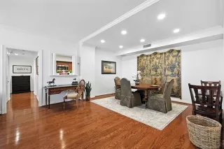 Photo #4: 21104899 Listing 