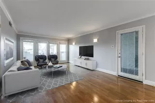 Photo #2: 21104982 Listing