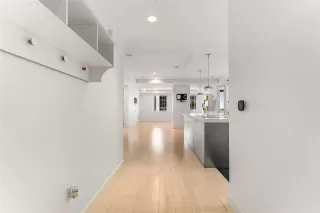 Photo #2: 21105004 Listing