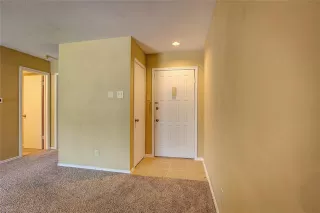 Photo #6: 21105497 Listing