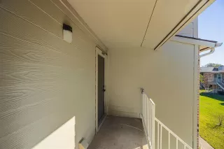 Photo #3: 21105592 Listing