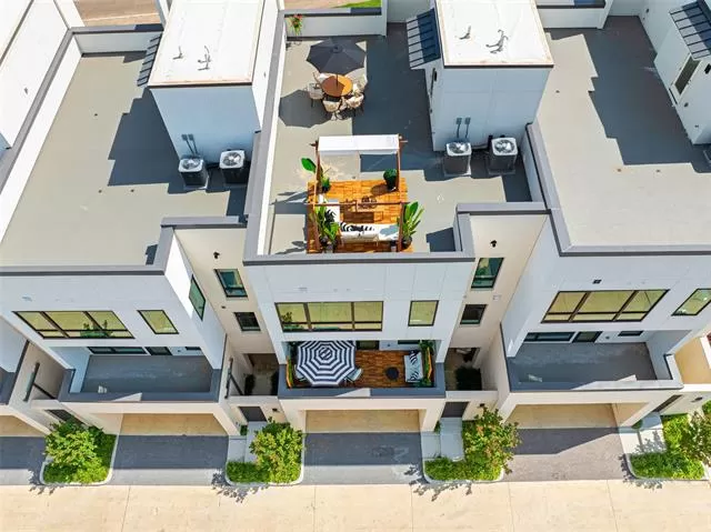 MLS: 21106522 Condo For Sale