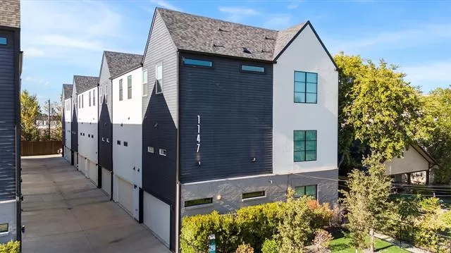 MLS: 21107031 Condo For Sale