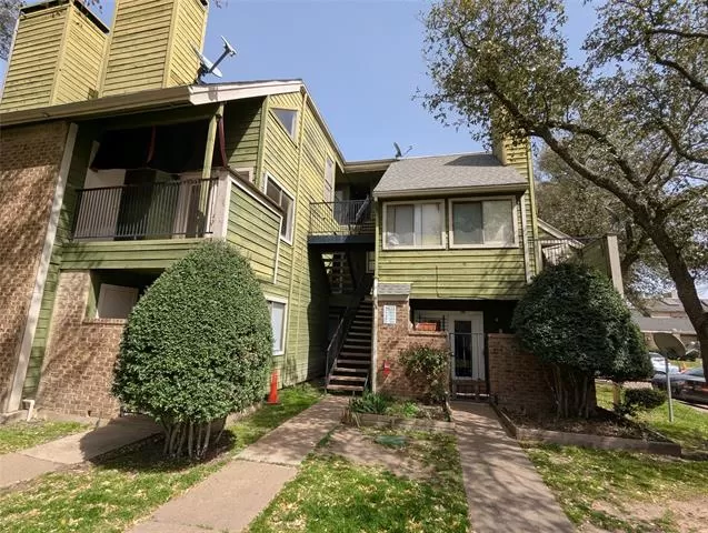 MLS: 21107202 Condo For Sale