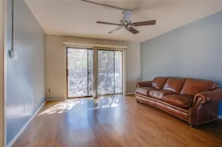 Photo #6: 21107232 Listing