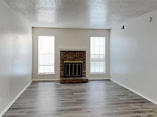 Photo #2: 21107908 Listing 