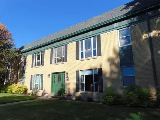 Photo #2: 21107970 Listing