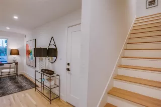 Photo #4: 21108477 Listing 