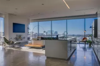 Photo #6: 21108571 Listing 