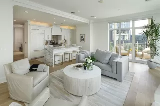 Photo #5: 21108572 Listing 