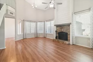 Photo #4: 21108577 Listing 