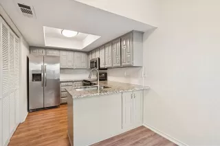 Photo #5: 21108577 Listing 