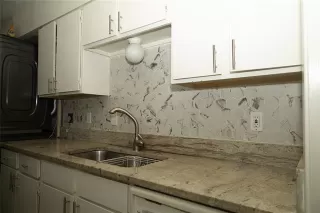 Photo #6: 21109358 Listing 