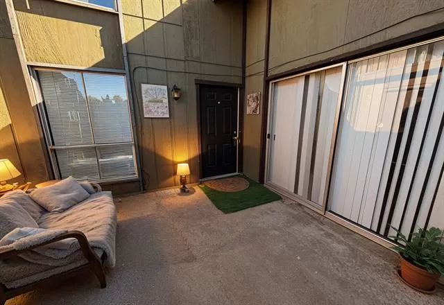 MLS: 21109368 Condo For Sale