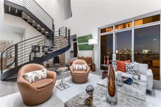 Photo #3: 21109894 Listing