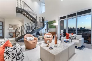 Photo #4: 21109894 Listing