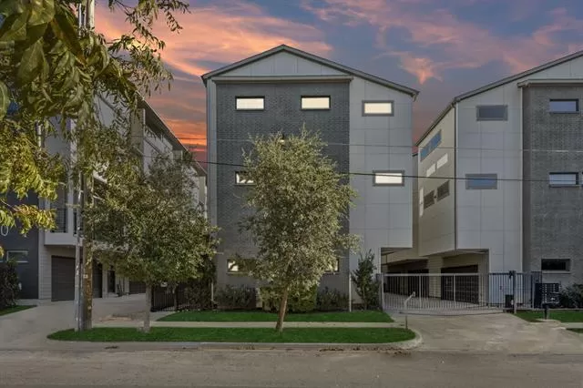 MLS: 21109924 Condo For Sale