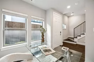 Photo #3: 21109924 Listing 