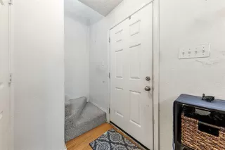 Photo #4: 21110205 Listing 