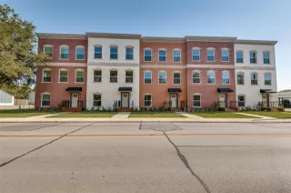 Photo #5: 21110323 Listing 