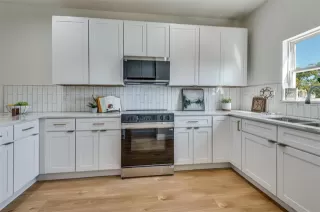 Photo #3: 21110325 Listing 