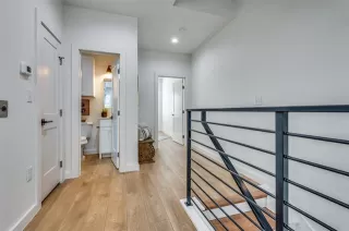 Photo #6: 21110325 Listing 