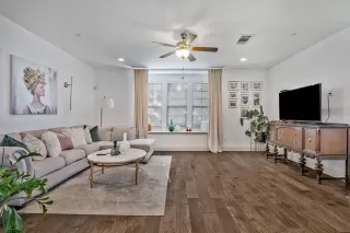 Photo #4: 21110454 Listing 