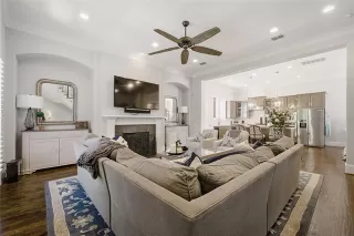 Photo #5: 21110914 Listing 