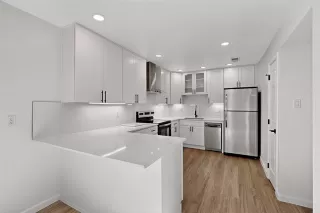 Photo #3: 21111419 Listing 