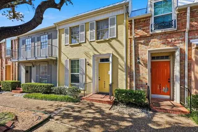 MLS: 21111524 Condo For Sale